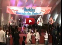 HUNDOWS ON TOUR 2012/3 - Nastola